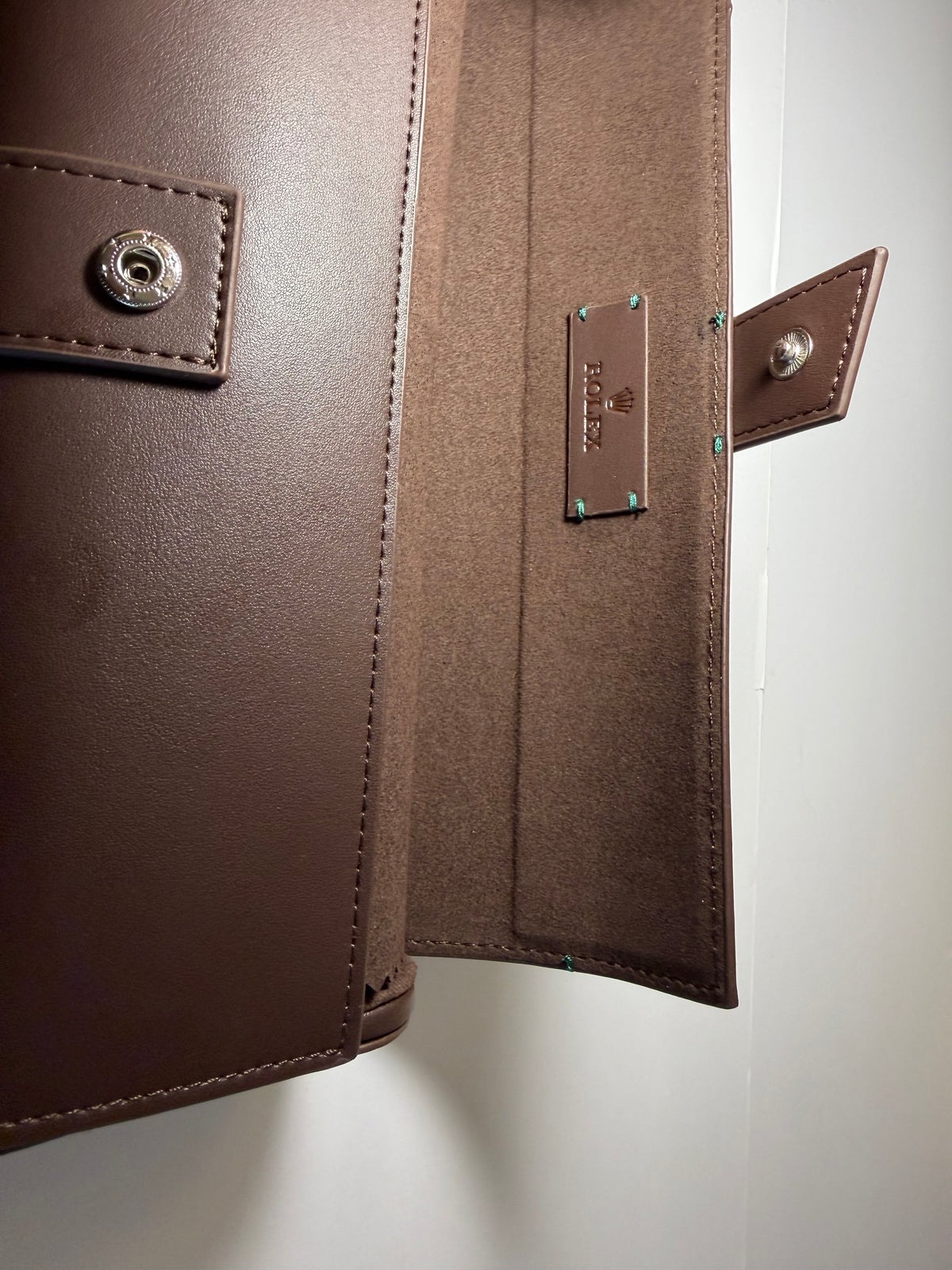 Rolex Brown Leather Watch Roll – Elegant 3-Watch Travel Case