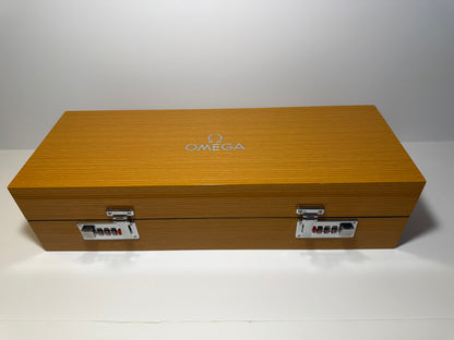 Omega Wood Box (5 slots)